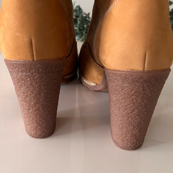 Women’s Tillston Timberland Boots - Picture 3 of 9